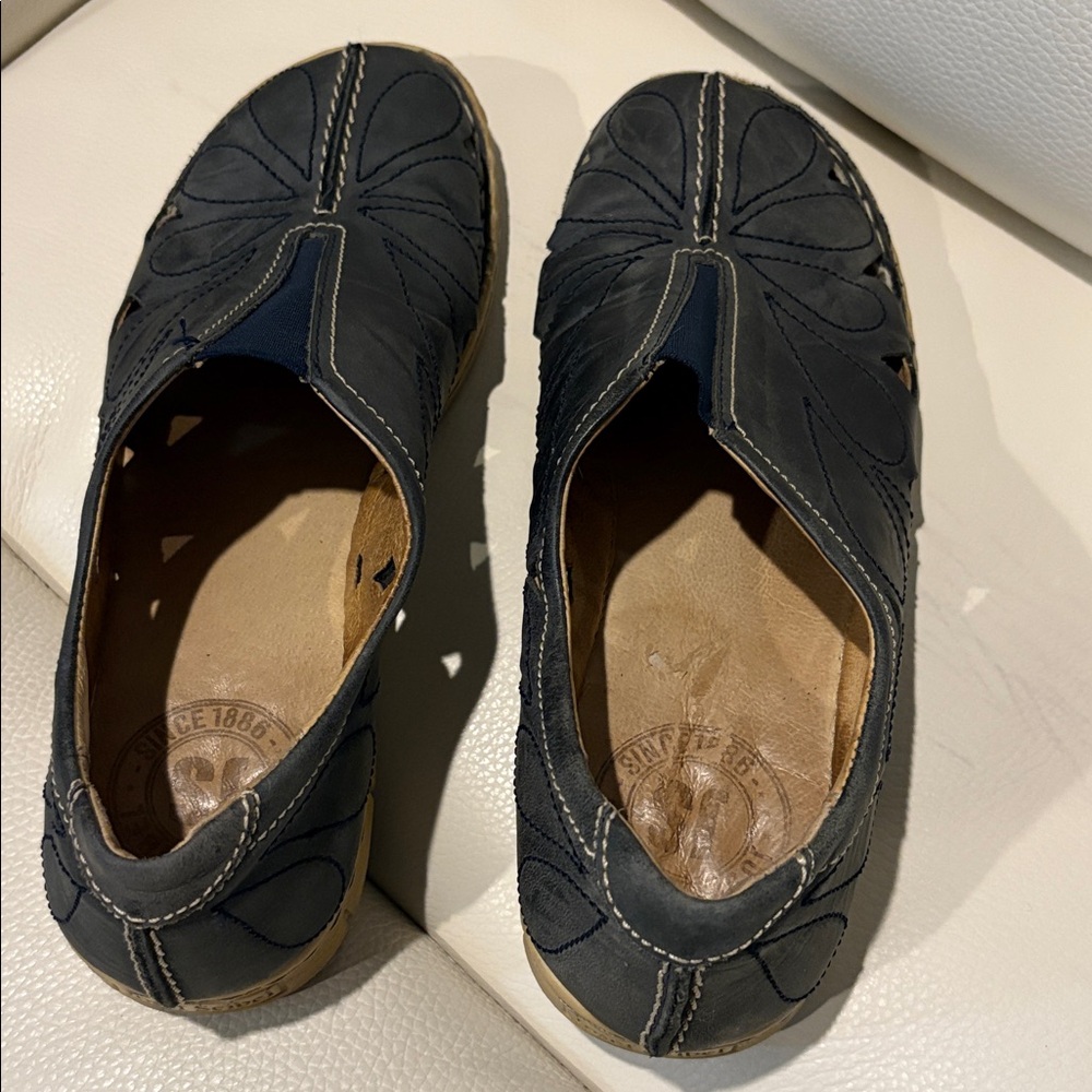 Josef Seibel Leather Navy Blue Slip-Ons Size 39 - Picture 2 of 9